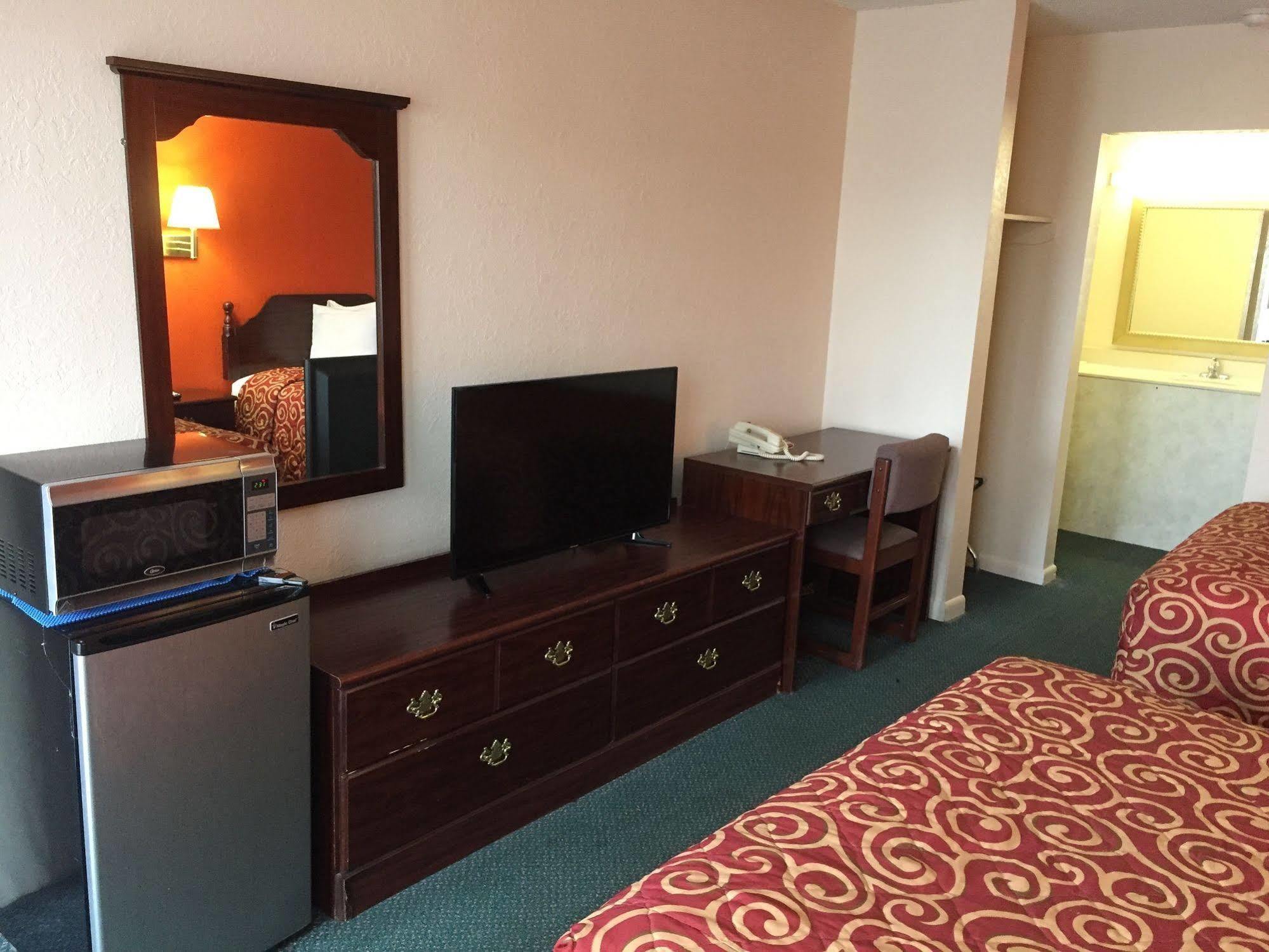 Economy Inn St. James Dış mekan fotoğraf