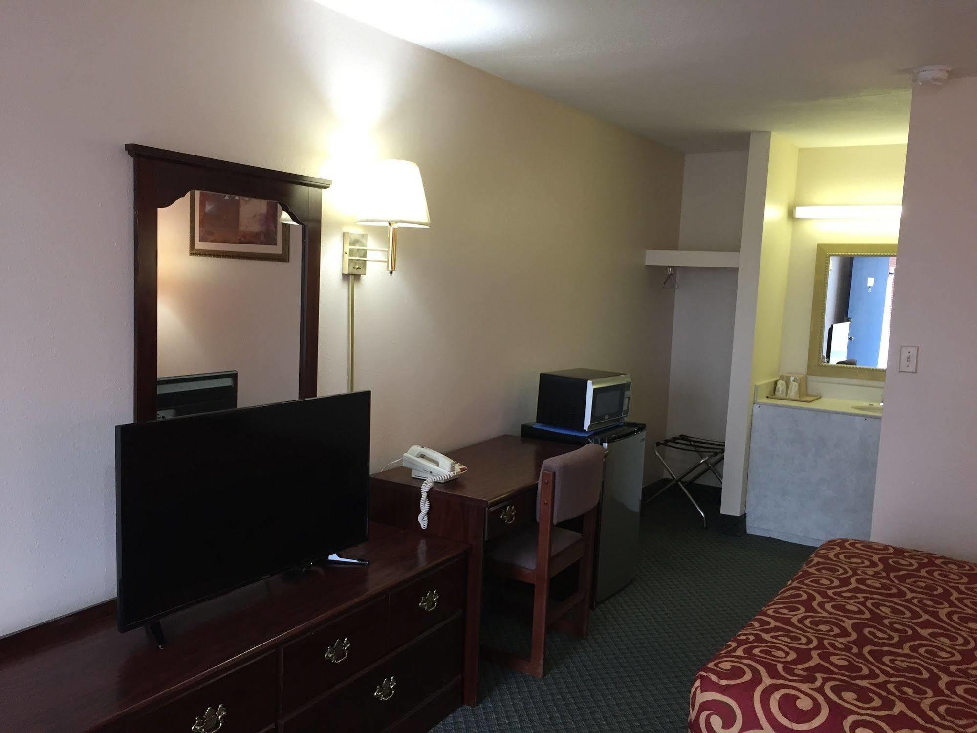 Economy Inn St. James Dış mekan fotoğraf